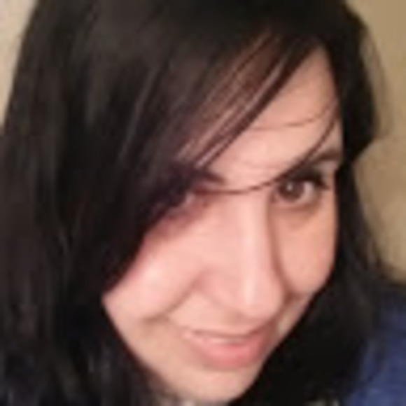 Meet your Posher, Sonia - Picture 1 of 1